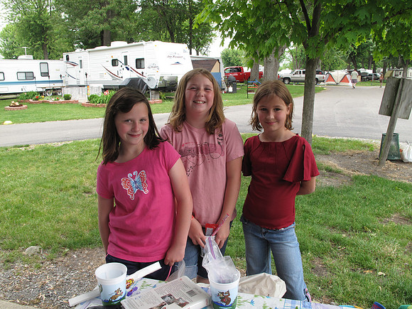 Mya with her friends from the scavenger hunt.