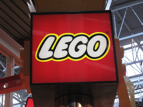 Upon arrival in Minneapolis, we went to the Mall of America to find Lego World.