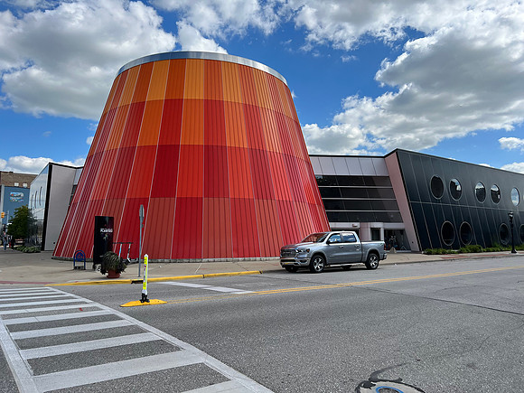Then we hurried off to Bay City to Delta College Planetarium for a 2:00 show.