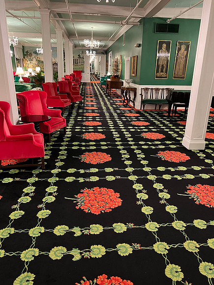 Here is the hallway in the parlor looking the other direction.