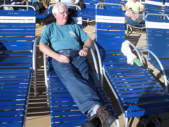What a beautiful day to relax in the sun!