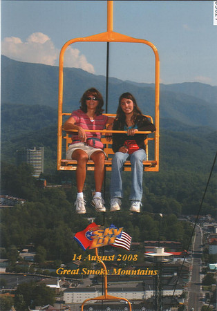 We rode the sky lift up the mountain in Gatlinburg.