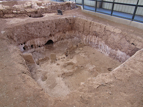 Also a pit house.
