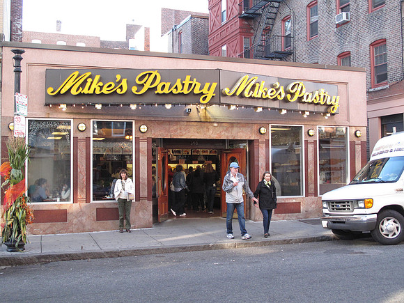 We accidentally ran into this pastry shop and enjoyed the most delicious cannoli.