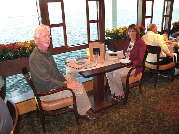Dinner at Giovanni's.  We decided to try the dinner plan & ate at 3 specialty restaurants.  Very good meals!